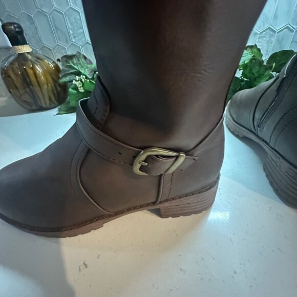 Brown Knee-High Boots With Buckle & Side Zipper - Picture 9 of 12